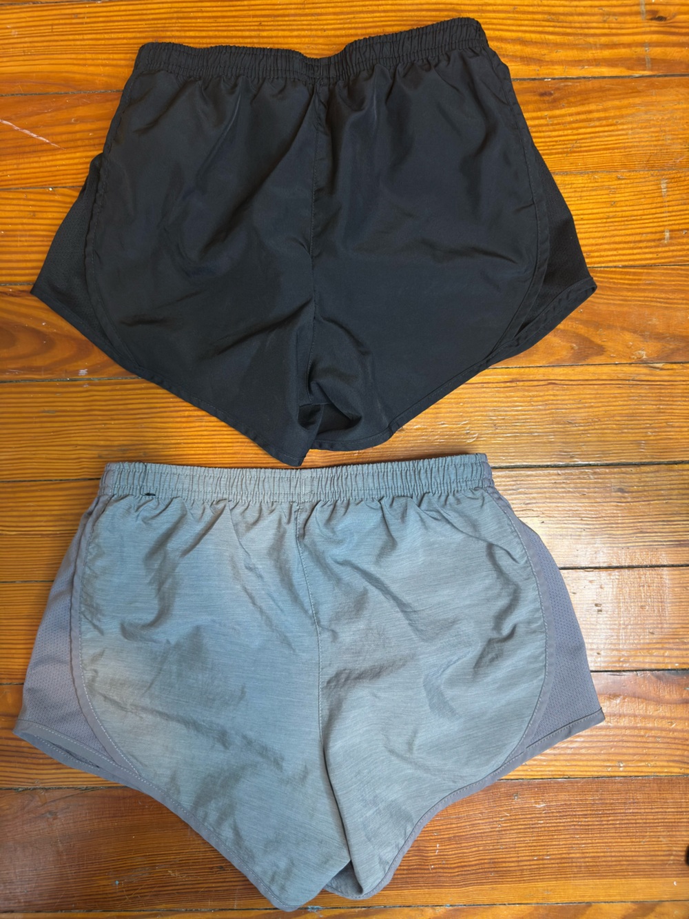Nike Girls Dri-FIT Tempo Running Shorts 2-Pack Lot - Black & Gray Size M - Picture 4 of 4